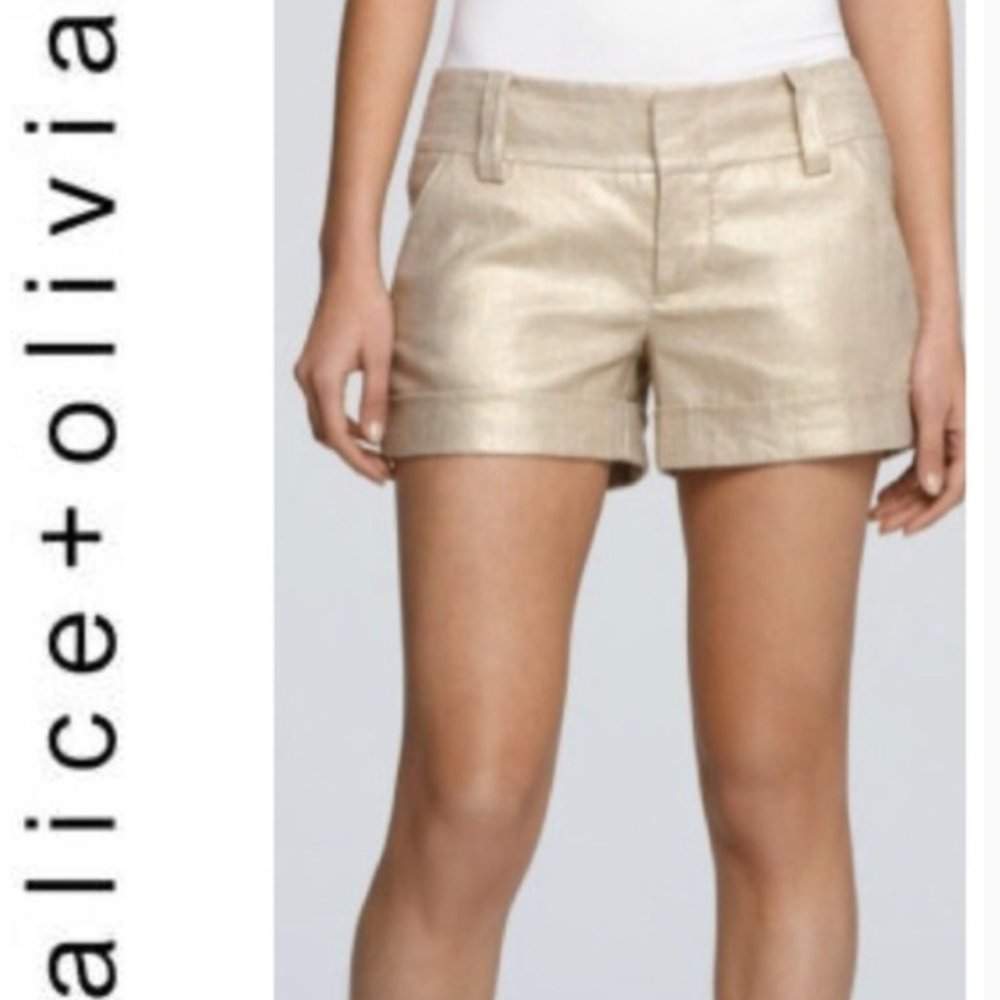 Alice + Olivia Cuffed "Cady" Shorts - Gold Size 6 - New With Tags